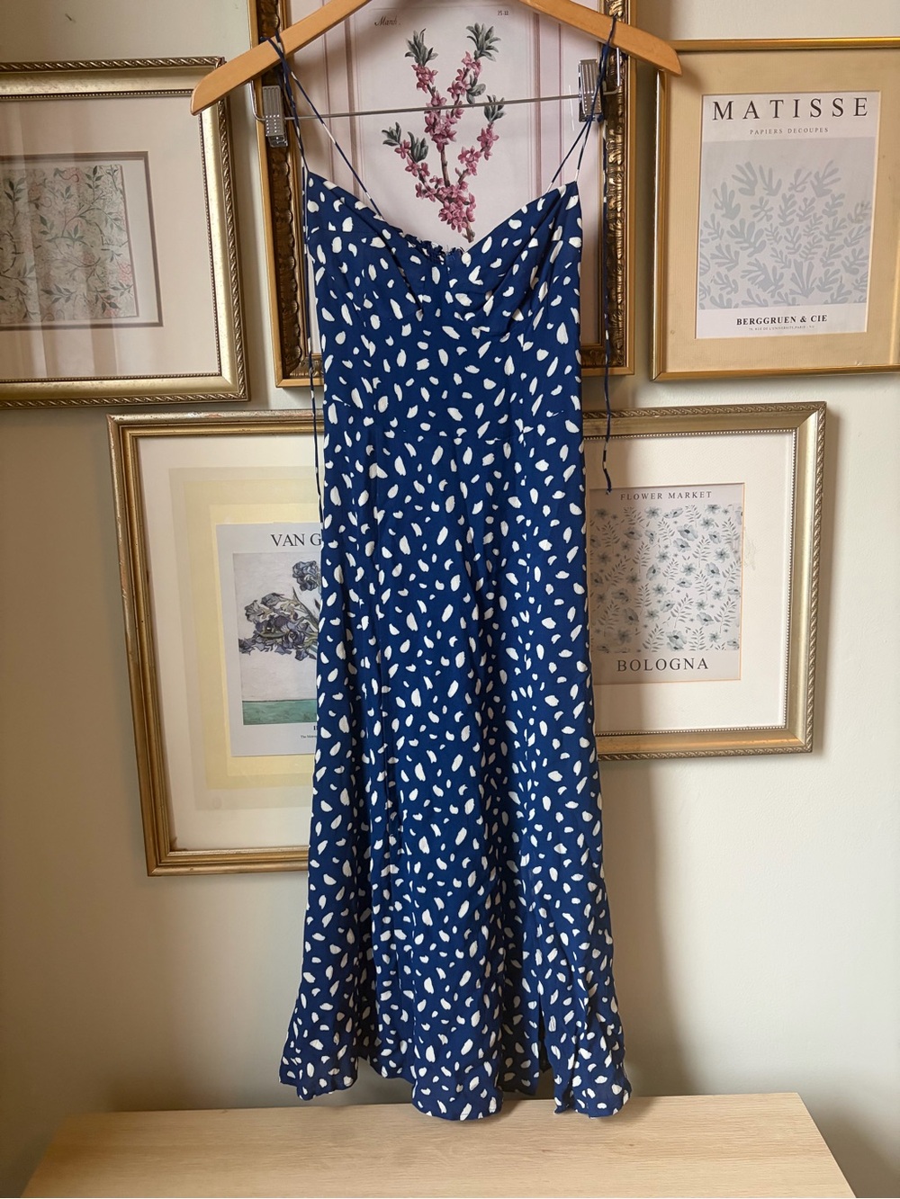 Reformation Juliette Midi Dress in Spotted Navy 0 - Picture 4 of 8